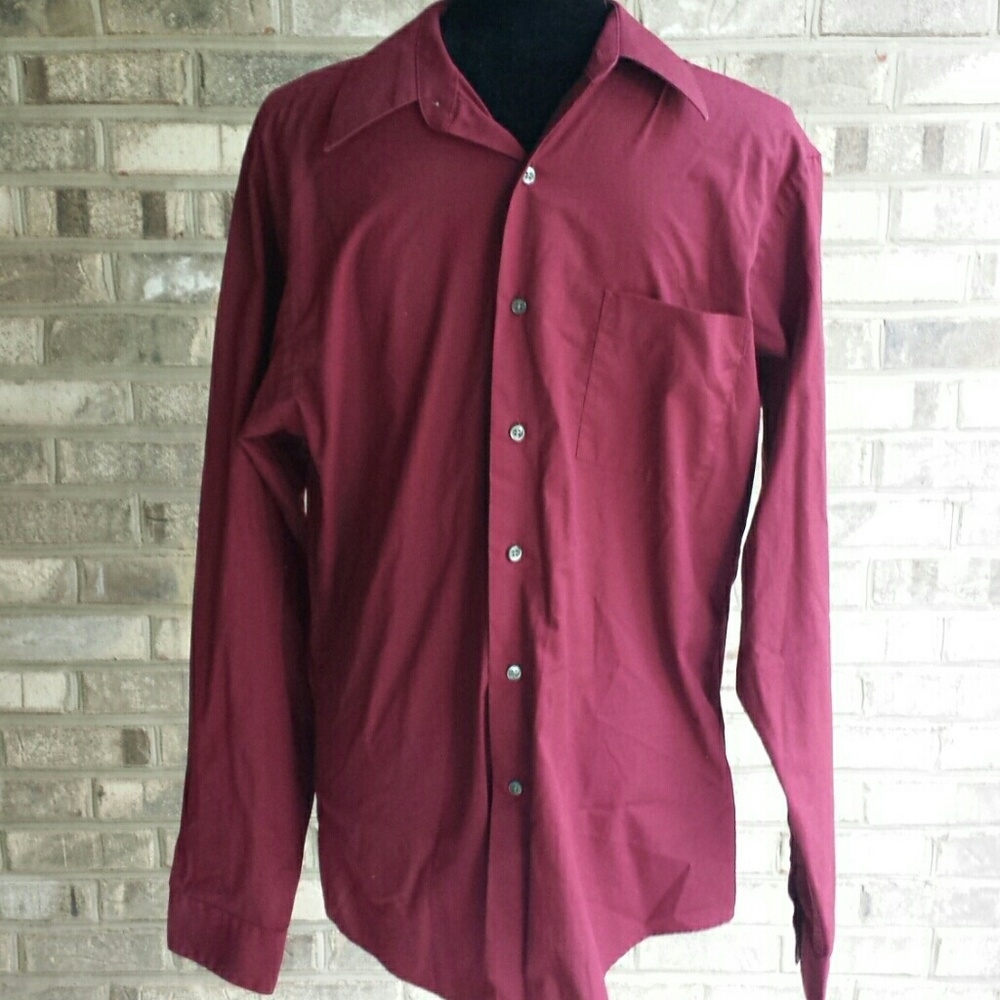 Men's shirt size medium wine red b